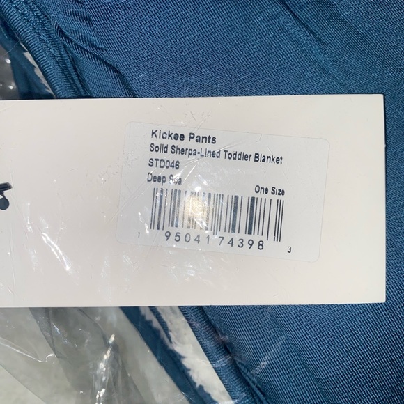 NIB Kickee Toddler Blanket - Picture 3 of 5